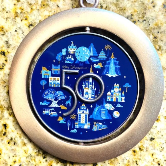 NWT Walt Disney World 50th Anniversary Mickey Mouse 4 Parks Spinner Ornament - Picture 5 of 5